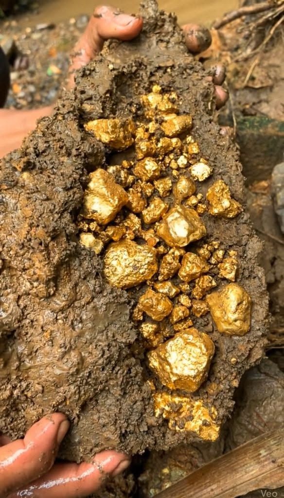 Raw gold
